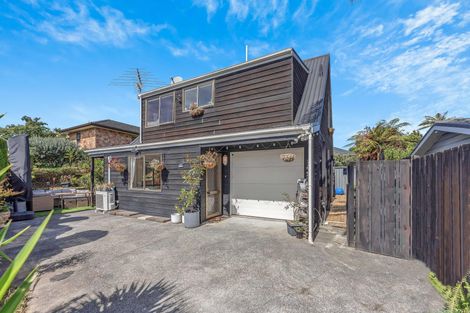 Photo of property in 1/7 Mccall Place, Opaheke, Papakura, 2113