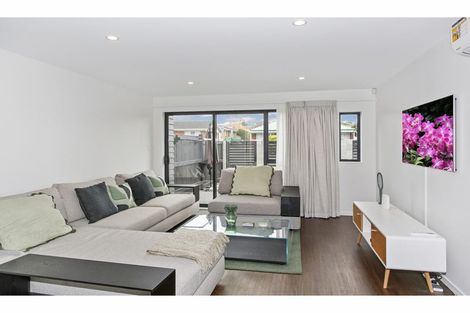 Photo of property in 8/55 Great South Road, Papakura, 2110