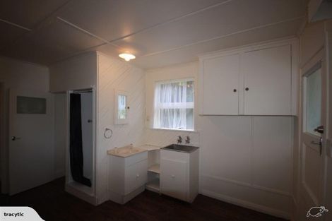 Photo of property in 6 Lee Road, Hannahs Bay, Rotorua, 3010