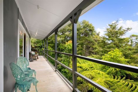 Photo of property in 169 Scenic Drive, Titirangi, Auckland, 0604