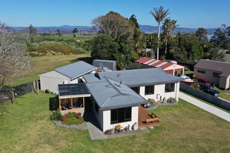 Photo of property in 18 Whenuariri Place, Maketu, 3189