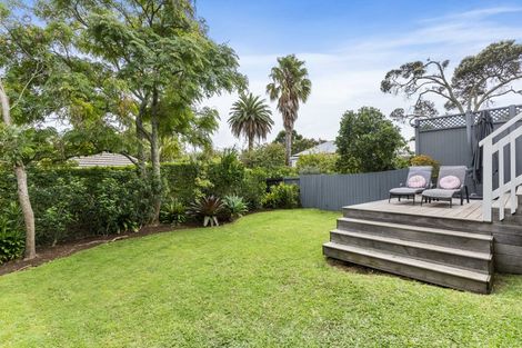 Photo of property in 15 Albert Road, Devonport, Auckland, 0624
