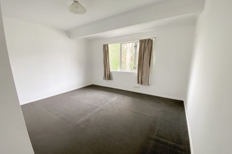 Photo of property in 129 Aviemore Drive, Highland Park, Auckland, 2010