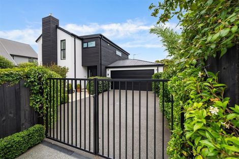 Photo of property in 90 Abberley Crescent, St Albans, Christchurch, 8014