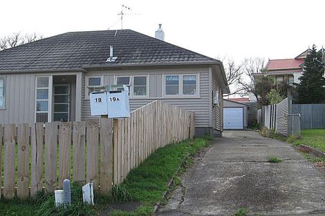 Photo of property in 19 Moheke Avenue, Roslyn, Palmerston North, 4414