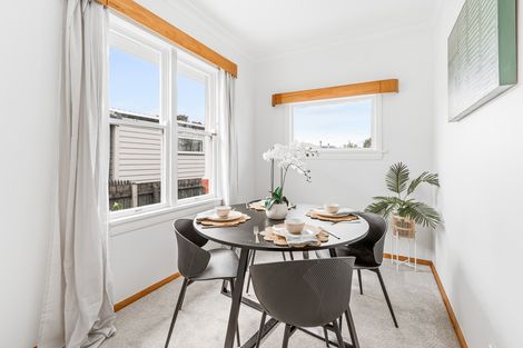 Photo of property in 57 Hargest Crescent, Saint Kilda, Dunedin, 9012