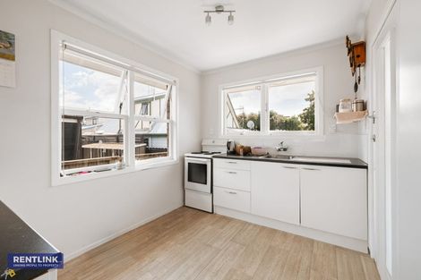 Photo of property in 33a Ngatai Road, Otumoetai, Tauranga, 3110