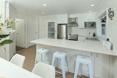 Photo of property in 64b Colwill Road, Massey, Auckland, 0614