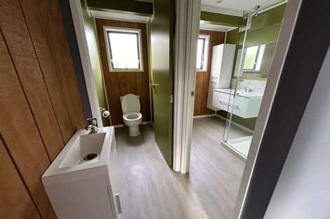 Photo of property in 13 Farwood Drive, Henderson, Auckland, 0612