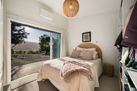 Photo of property in 71 Westreca Ridge Lane, Queensberry, Cromwell, 9383