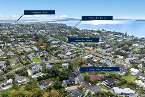 Photo of property in 7 Hartles Place, Mellons Bay, Auckland, 2014