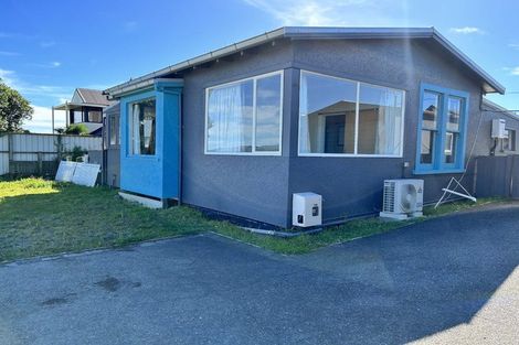 Photo of property in 36 Pukeko Place, Westshore, Napier, 4110