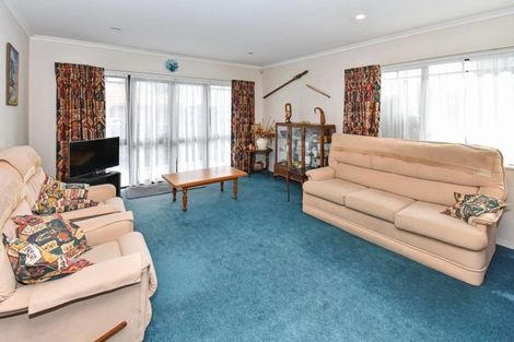 Photo of property in 7 Oakwood Place, Pukekohe, 2120