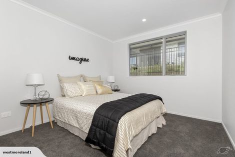 Photo of property in 2 Kainui Heights, Kamo, 0112