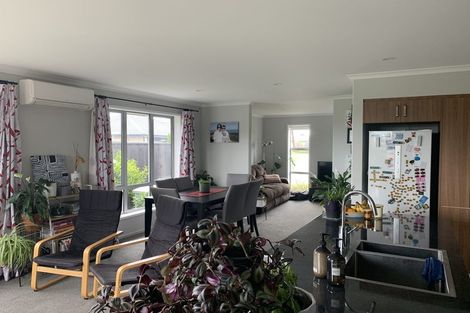 Photo of property in 32 Hartford Crescent, Rolleston, 7615