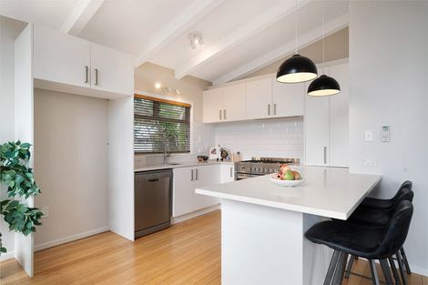 Photo of property in 99 Hetherington Road, Ranui, Auckland, 0612