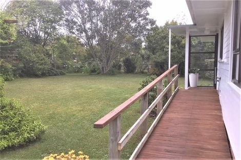 Photo of property in 8 Boler Place, New Lynn, Auckland, 0600