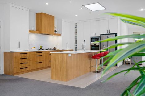 Photo of property in 7 Norfolk Drive, Cambridge, 3434