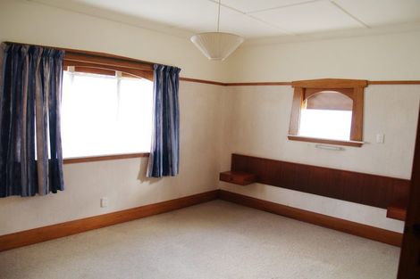 Photo of property in 297 The Parade, Island Bay, Wellington, 6023