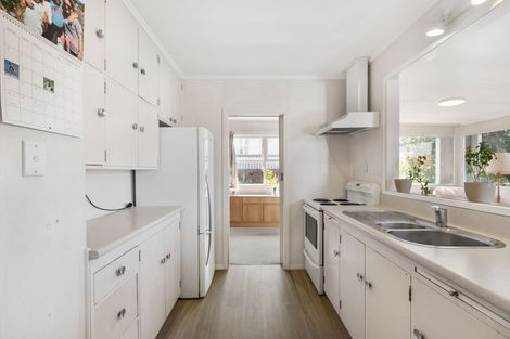 Photo of property in 26 Tristram Avenue, Forrest Hill, Auckland, 0620