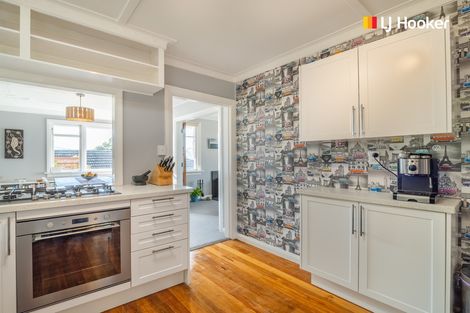 Photo of property in 92 Easther Crescent, Kew, Dunedin, 9012