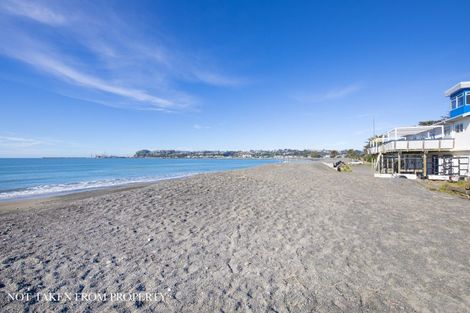 Photo of property in 24c The Esplanade, Westshore, Napier, 4110