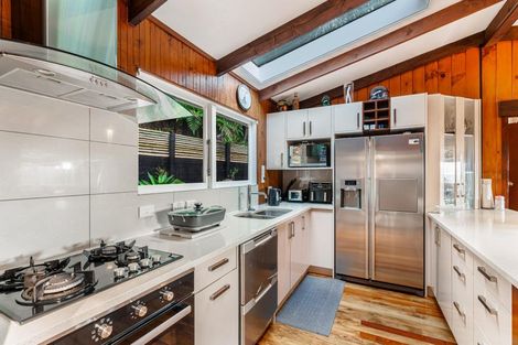 Photo of property in 894 West Coast Road, Waiatarua, Auckland, 0604