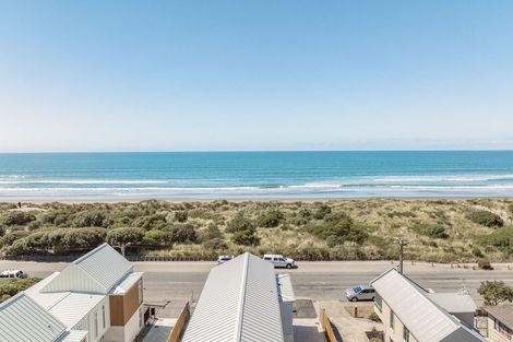 Photo of property in 4/50 Marine Parade, North New Brighton, Christchurch, 8083