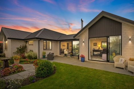 Photo of property in 4 Shier Place, Amberley, 7410
