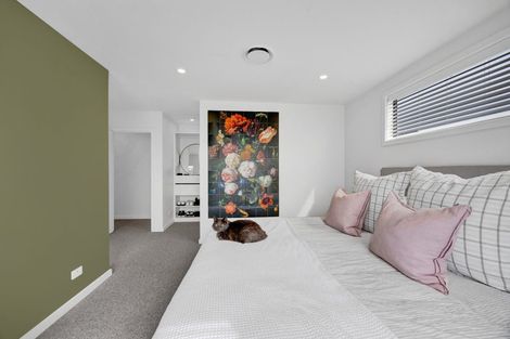 Photo of property in 12a Kauri Street, Merrilands, New Plymouth, 4312