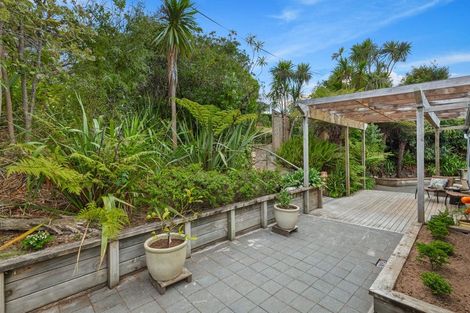Photo of property in 1/24 Jellicoe Road, Murrays Bay, Auckland, 0630