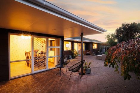 Photo of property in 54 Pencarrow Street, Highbury, Palmerston North, 4412
