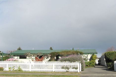 Photo of property in 2 Harpham Street, Taradale, Napier, 4112