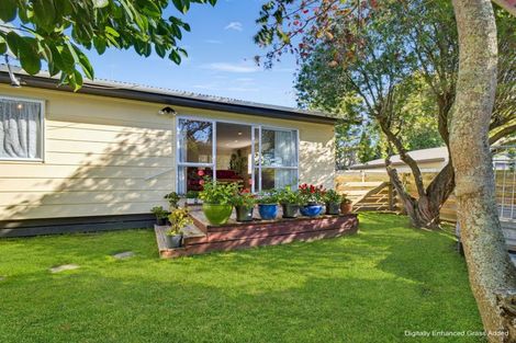 Photo of property in 14 Escort Grove, Awapuni, Palmerston North, 4412