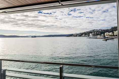 Photo of property in Clyde Quay Wharf, 1a/7 Clyde Quay Wharf, Te Aro, Wellington, 6011
