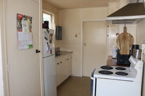 Photo of property in 8a Fairs Road, Milson, Palmerston North, 4414