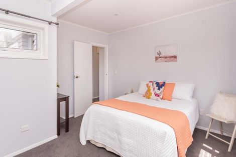 Photo of property in 7 Kiwi Crescent, Tawa, Wellington, 5028