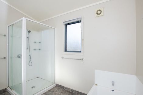 Photo of property in 911 Kanakanaia Road, Whatatutu, Te Karaka, 4091