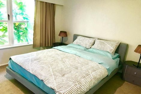 Photo of property in 2/5 Keldale Place, Forrest Hill, Auckland, 0620