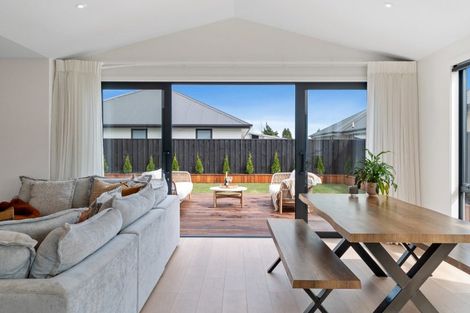 Photo of property in 8 Bamberger Way, Rangiora, 7400