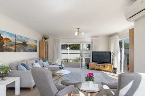 Photo of property in 2a Tekoah Place, Judea, Tauranga, 3110
