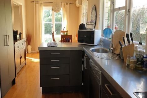 Photo of property in 145 Hinewa Road, Otumoetai, Tauranga, 3110