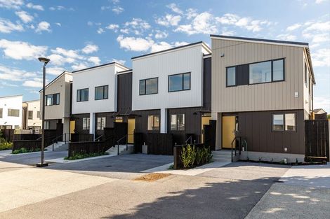 Photo of property in 7 Oranga Drive, Westgate, 0614