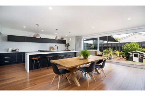 Photo of property in 9 Nairn Street, Spreydon, Christchurch, 8024