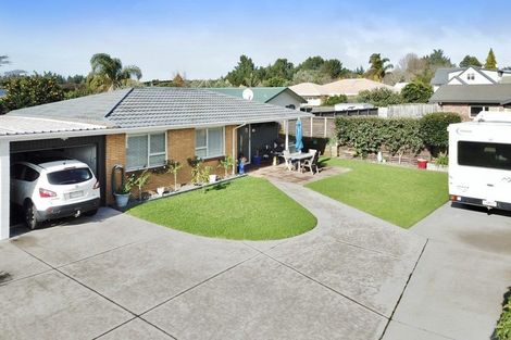 Photo of property in 8b Mcbeth Drive, Te Puke, 3119