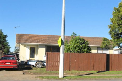 Photo of property in 168 Mahia Road, Wattle Downs, Auckland, 2103