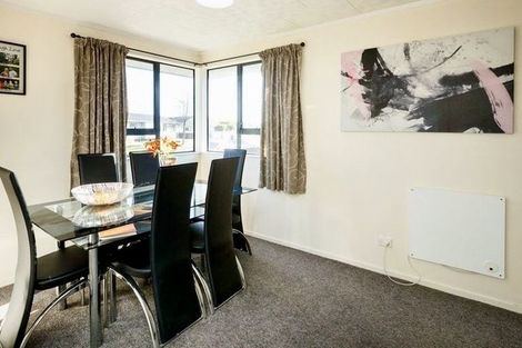 Photo of property in 96 Hillcrest Drive, Kelvin Grove, Palmerston North, 4414