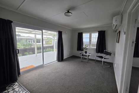 Photo of property in 31 Matai Street, Castlecliff, Whanganui, 4501
