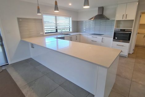 Photo of property in 50 Carroll Place, Owhata, Rotorua, 3010