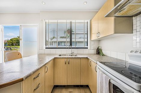 Photo of property in 1/12 Marewa Street, Te Atatu South, Auckland, 0610